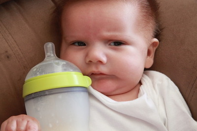 乳汁分析仪告诉您婴儿不吃母乳怎么办